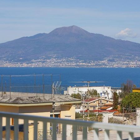 Super Attico Vista Mare Con Piscina Apartment Sorrento Exterior foto