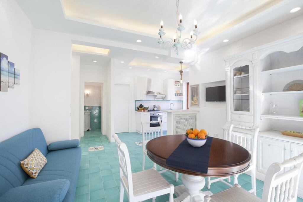 Super Attico Vista Mare Con Piscina Apartment Sorrento Exterior foto