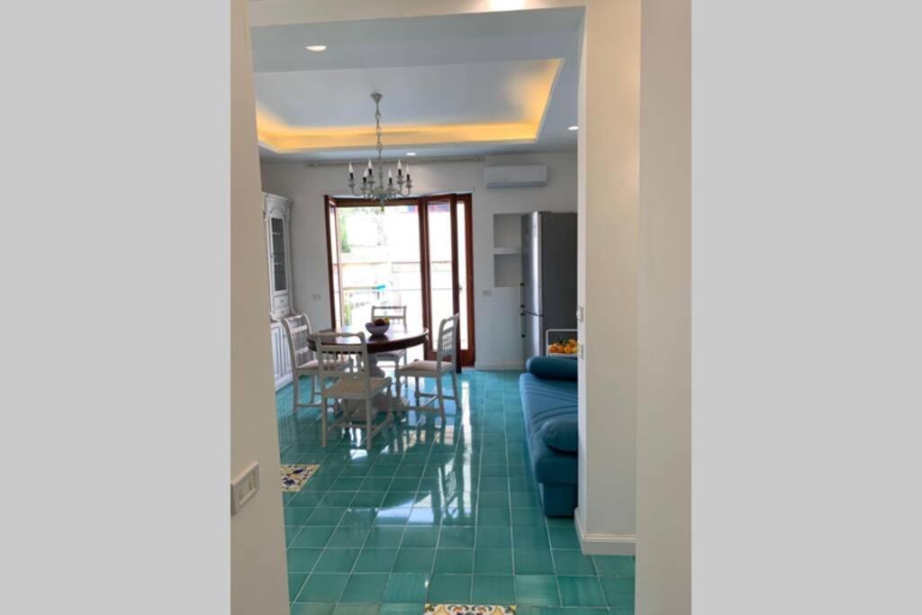 Super Attico Vista Mare Con Piscina Apartment Sorrento Exterior foto