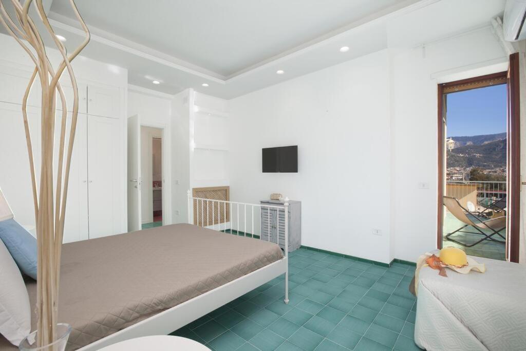 Super Attico Vista Mare Con Piscina Apartment Sorrento Exterior foto
